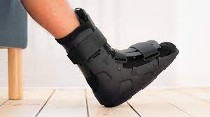a night splint is an effective way to reduce the symptoms of plantar fasciitis